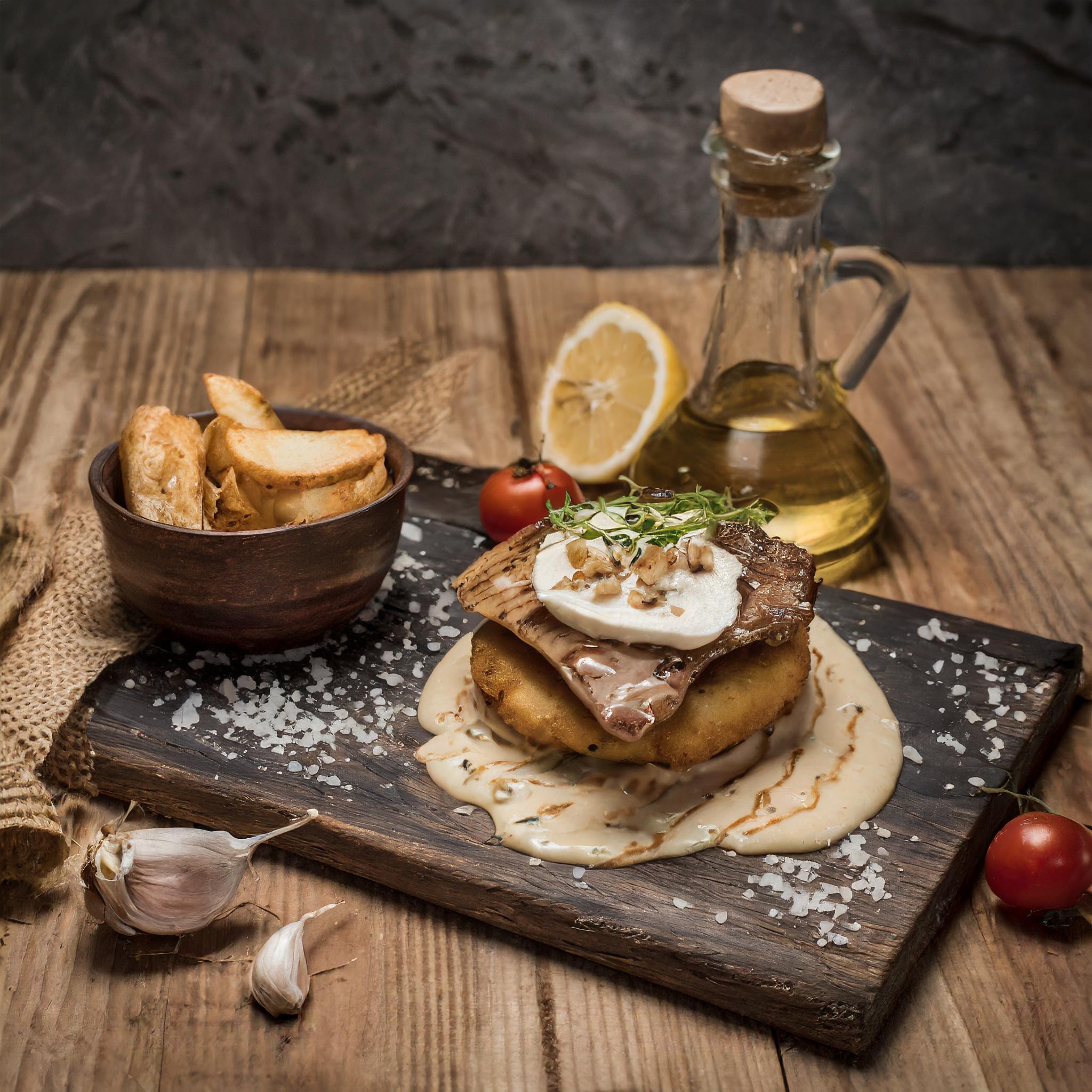 Firefly des publicité de plat différent pour un restaurant 51112